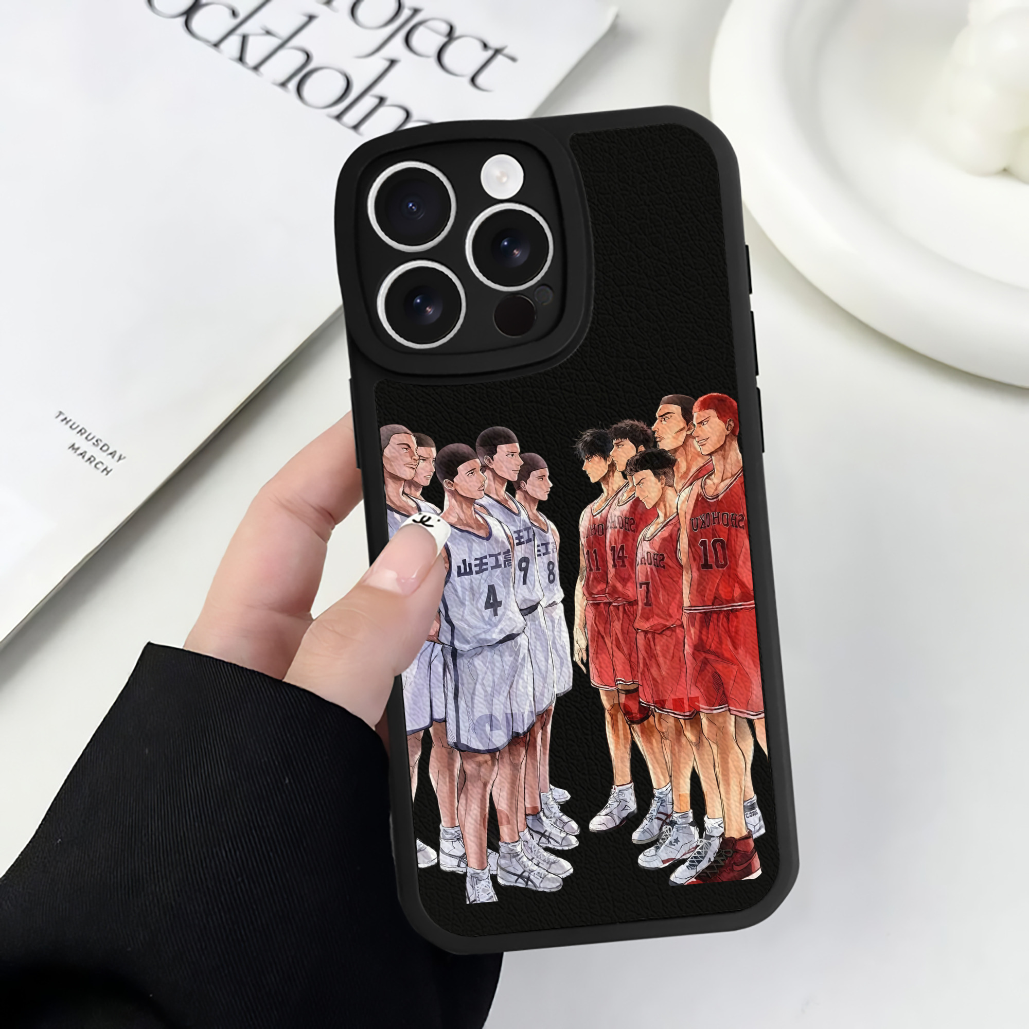 （画像用） SLAM DUNK／スラムダンク 【iPhone 16シリーズ対応】シリコンスマホケース（レザー調） 材質：シリコン